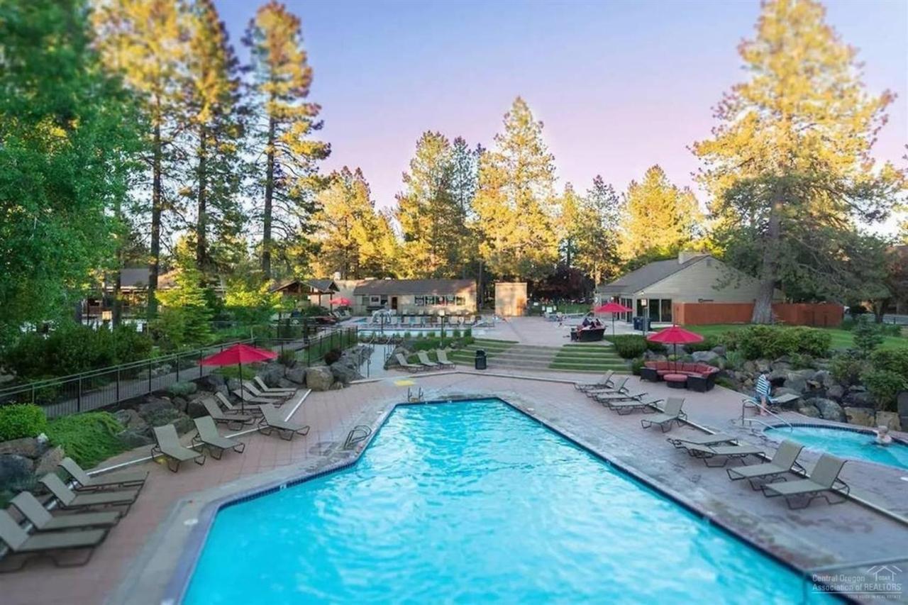 Seventh Mountain Resort Deschutes River Woods Extérieur photo