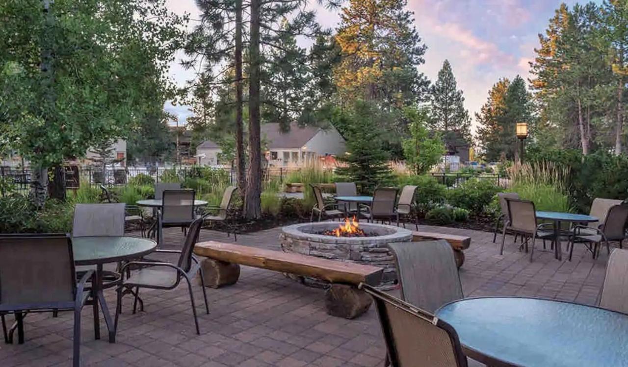 Seventh Mountain Resort Deschutes River Woods Extérieur photo